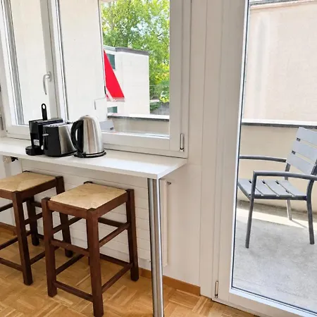 Bright And Practical - Art 16 Zurich