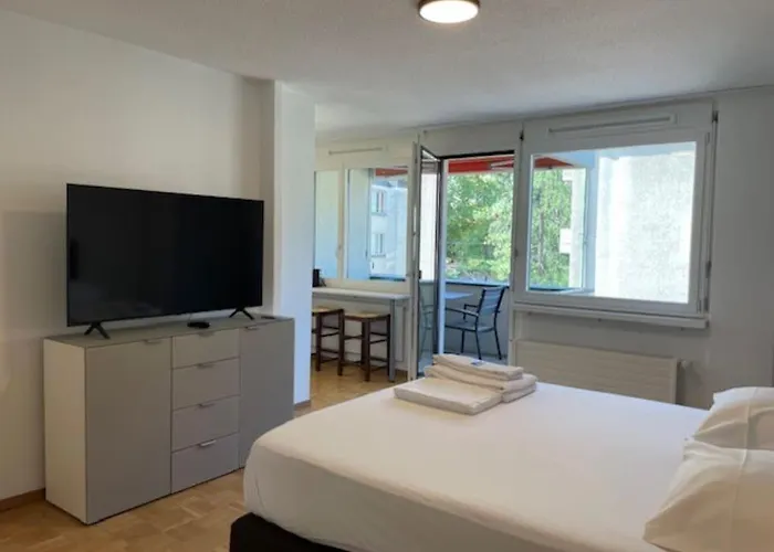 דירה Bright And Practical - Art 16